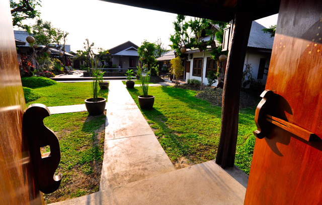 รวิสรา วิลล่า รีสอร์ท : Rawisara Villa Resort